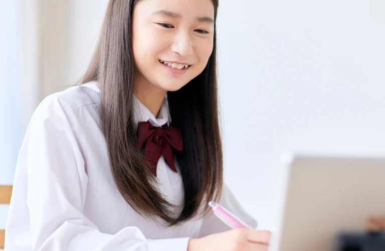 「未来を支える学び方」  早良区の小学生の成長を Aristの家庭教師がサポート
